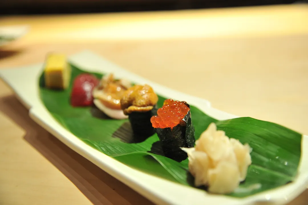 O kolejności jedzenia sushi