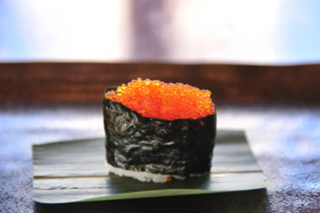 Ikra latającej ryby (tobiko)